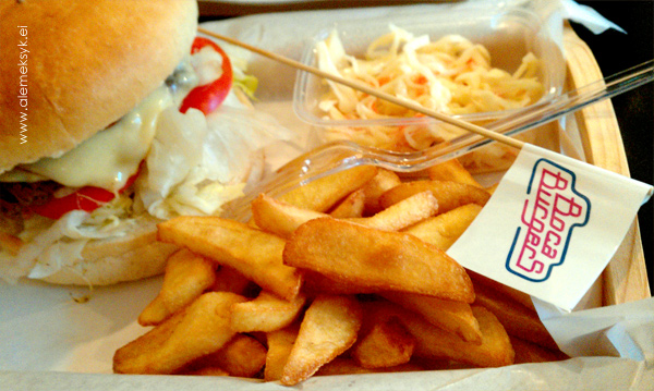 boca-burgers-cheeseburger-frytki