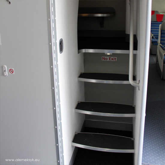 dreamliner schodki