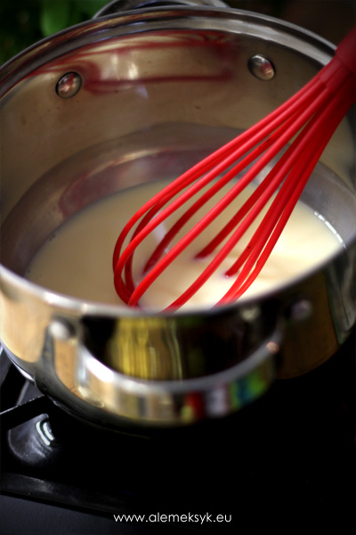 natilla-de-nuez-gotowanie