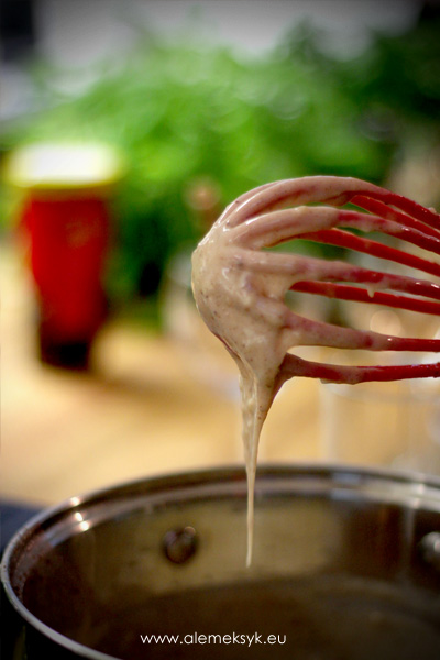 natilla-de-nuez-mieszanie