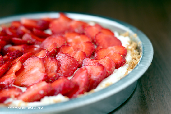 tarta-z-truskawkami-gotowe