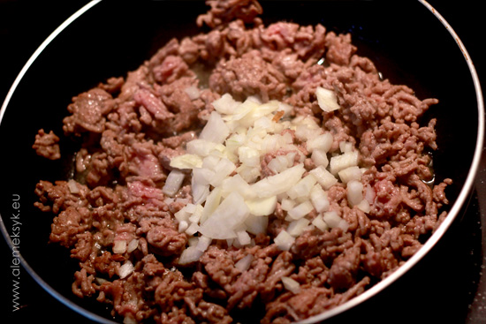 casserole-mieso-z-cebula