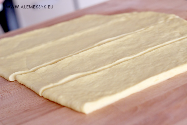 jagodzianki-ciasto-rozwalkowane