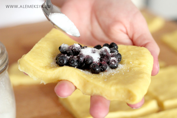 jagodzianki-jagody-cukier