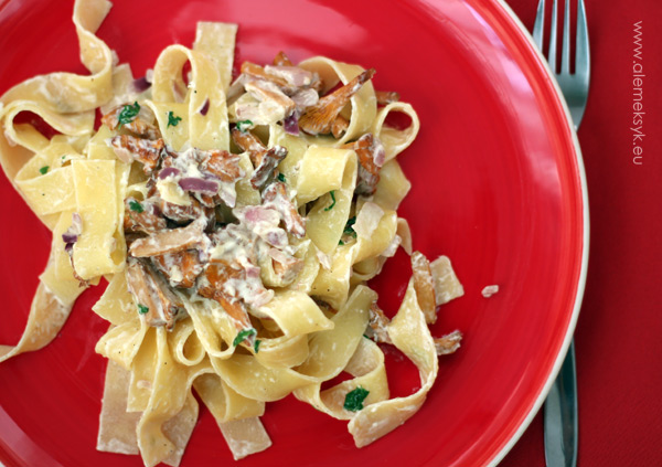 makaron-z-kurkami-gotowe