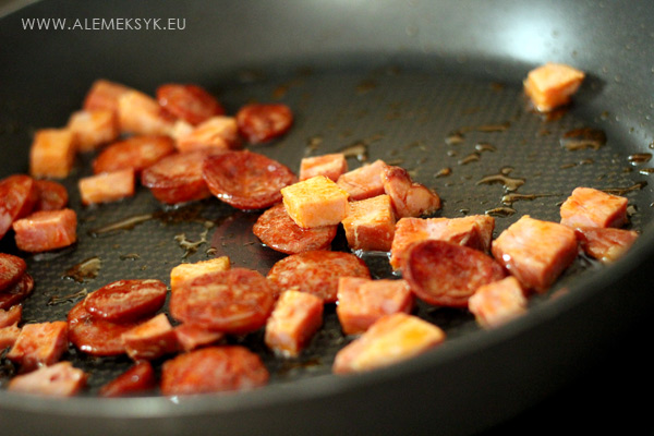 casserole-makaronowe-chorizo-i-szynka