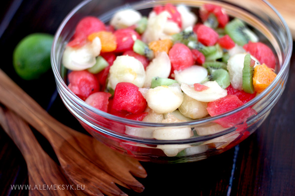 salatka-owocowa