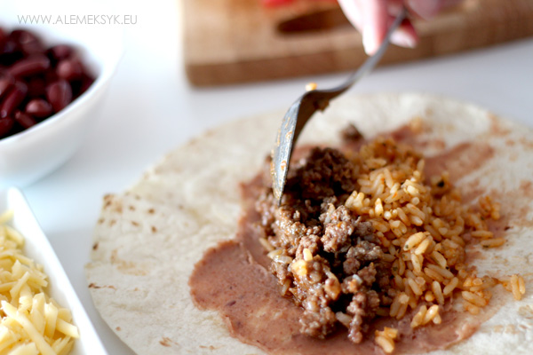 burrito-wypelnianie-2