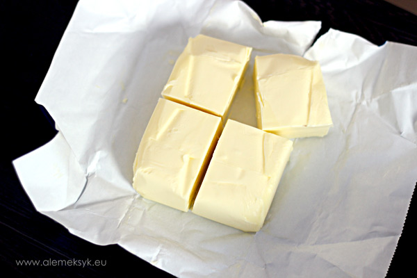 03-piernik-maslo