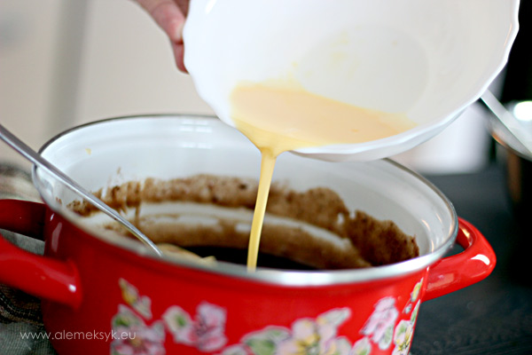 13-piernik-jajka-do-masy