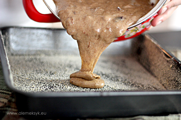 16-piernik-masa-do-blaszki