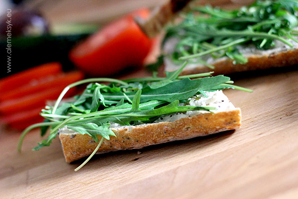 010-kanapka-z-kurczakiem