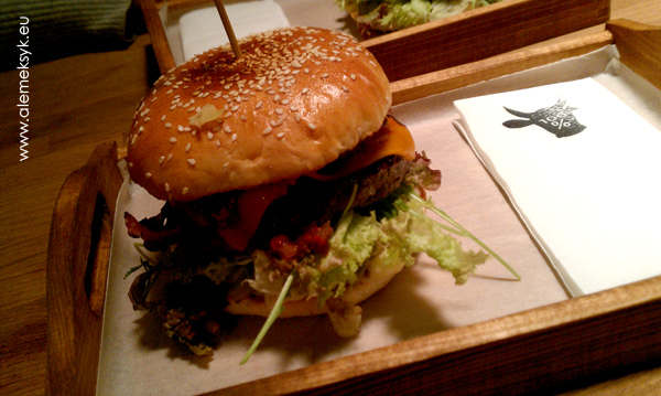 miedzy-bulkami-hamburgery-02