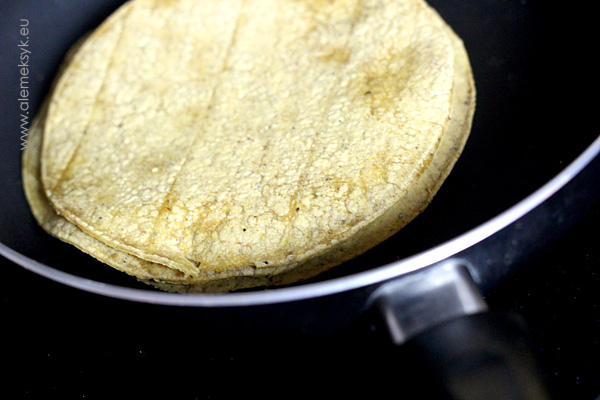 tacos-z-krewetkami-tortille