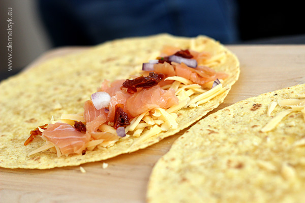 quesadilla z lososiem 003