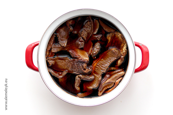 barszcz z grzybow 001