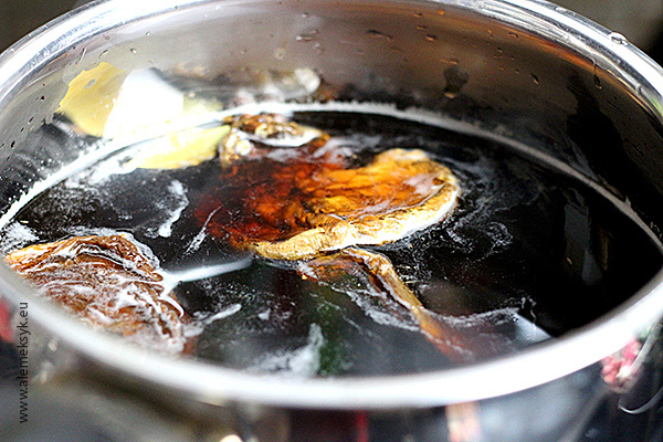 barszcz z grzybow 002