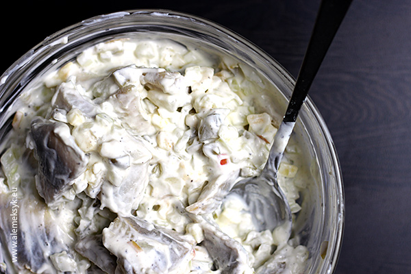 sledzie w smietanie 014