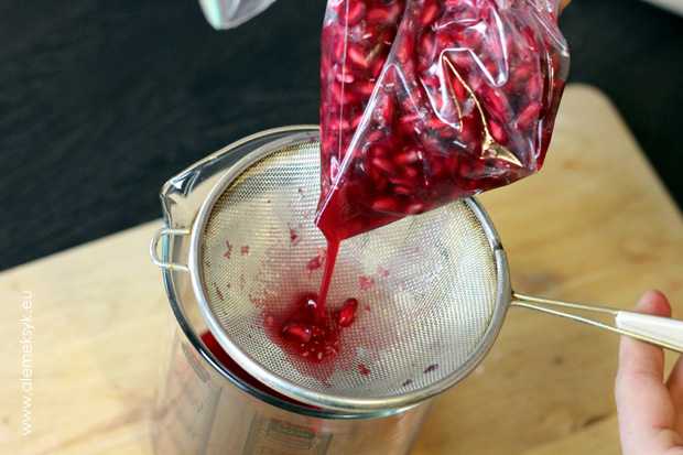 obieranie granat 011