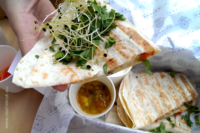 gringo bar 005 quesadilla