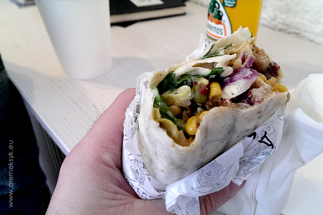 gringo bar 007 burrito