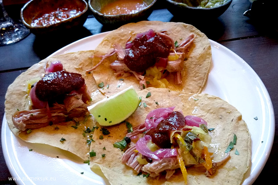 la sirena carnitas