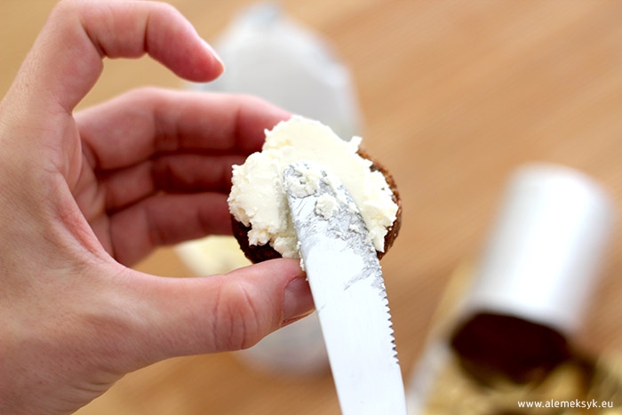 kanapki z pumpernikla i lososia 003