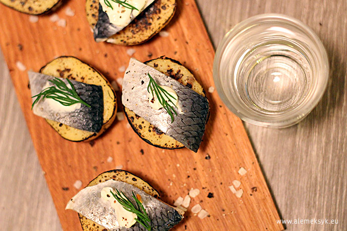 sledzie na ziemniaku 06