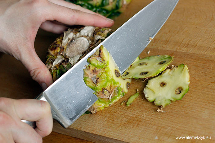 chorizo z ananasem 001