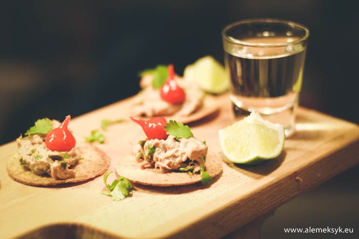 mini tostadas tunczyk 18