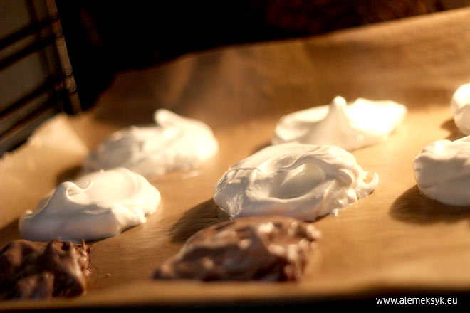 bezy z musem malinowym 003