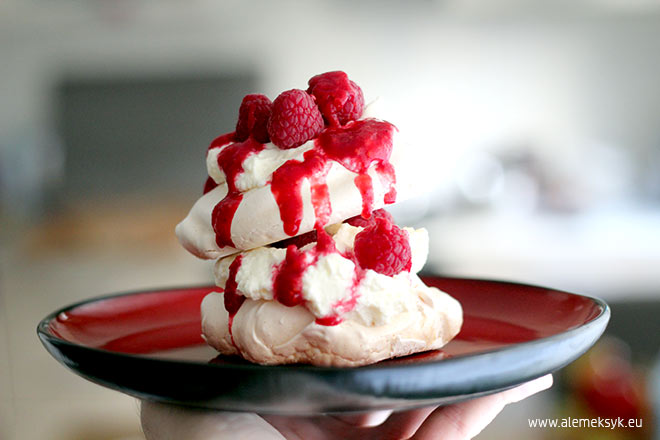 bezy z musem malinowym 018