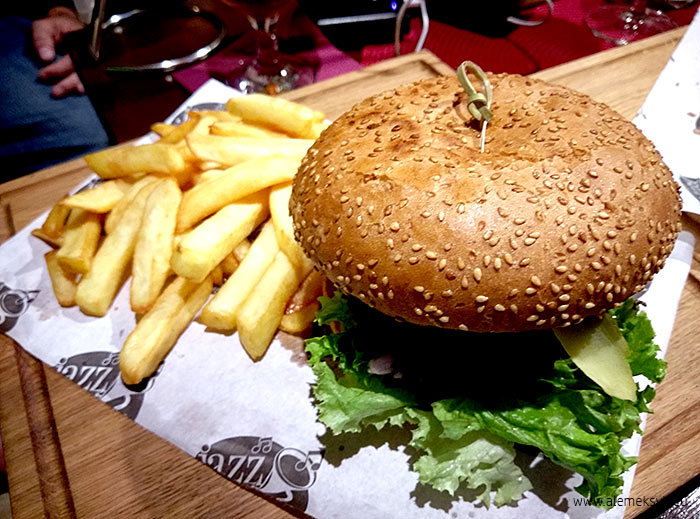 jazz burger 002