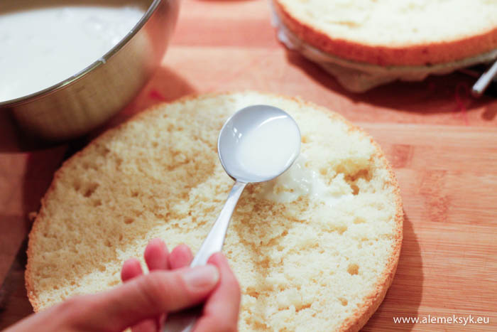 tres leches z migdalami 40