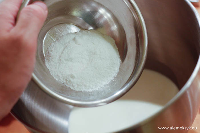 tres leches z migdalami 44