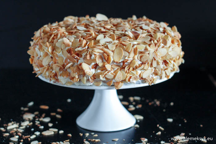 tres leches z migdalami 57