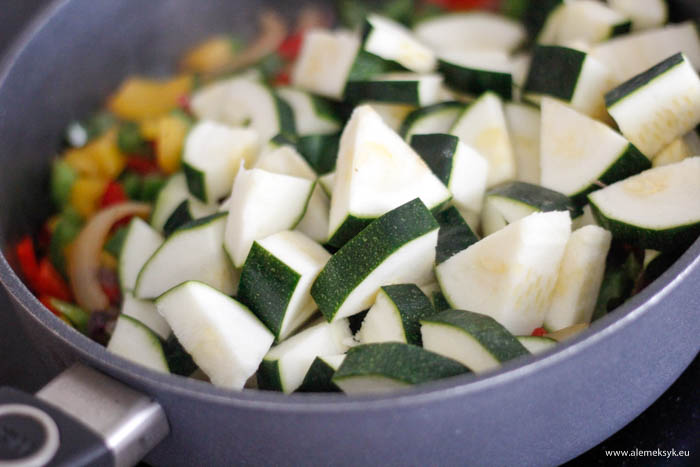 chili sin carne z cukinia 11