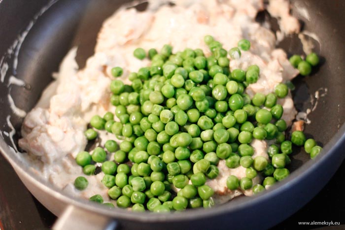 tagliatelle z lososiem i groszkiem 6