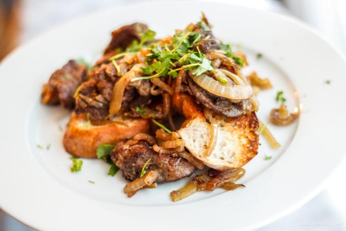 watrobka na grzankach 17