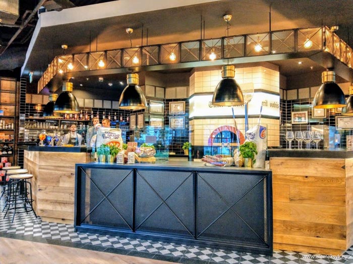 tutti santi warszawa pizza 15