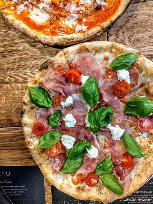 tutti santi warszawa pizza 6
