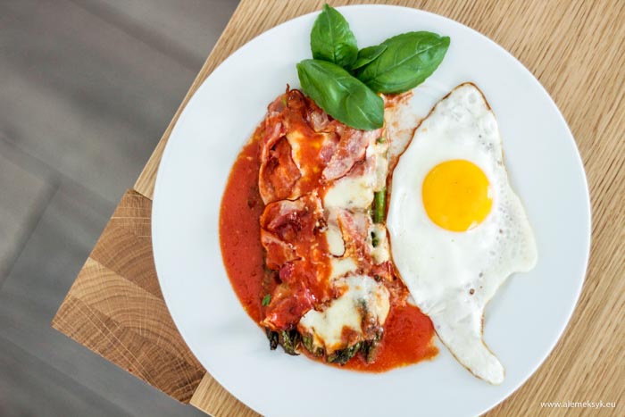 szparagi z pomidorami mozarella 14