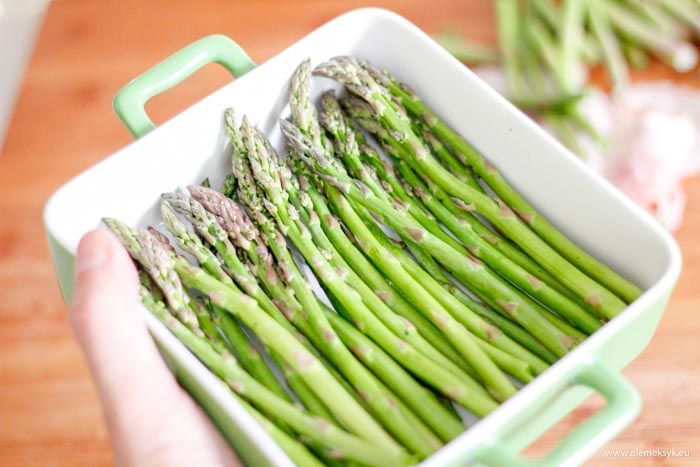 szparagi z pomidorami mozarella 3