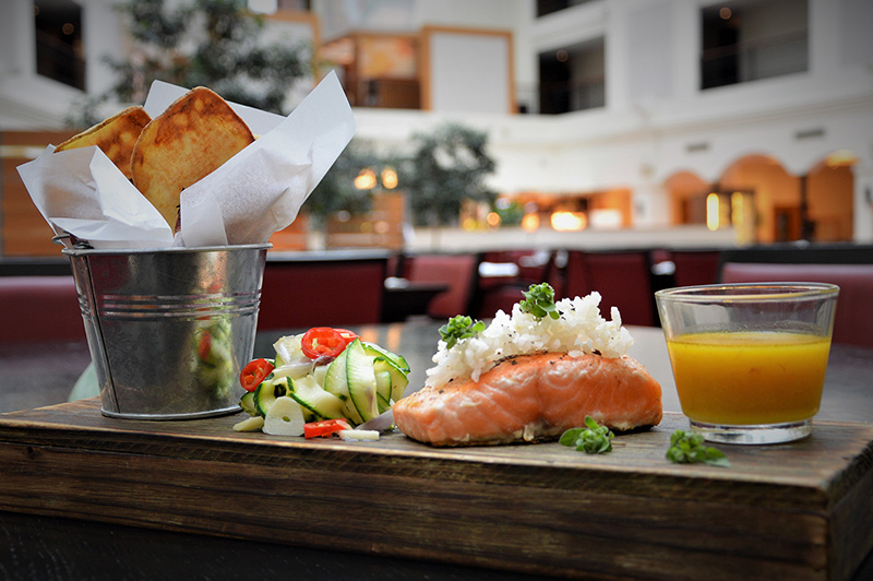 losos papardelle cukinia