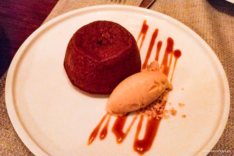 restauracja bez tytulu 12