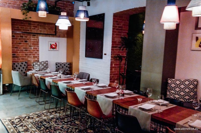 restauracja bez tytulu 4