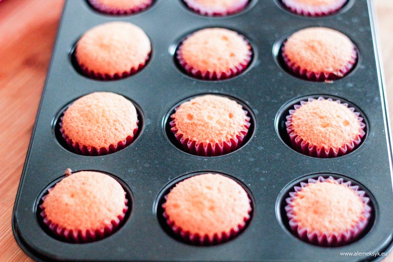 babeczki limonkowo maslane 13