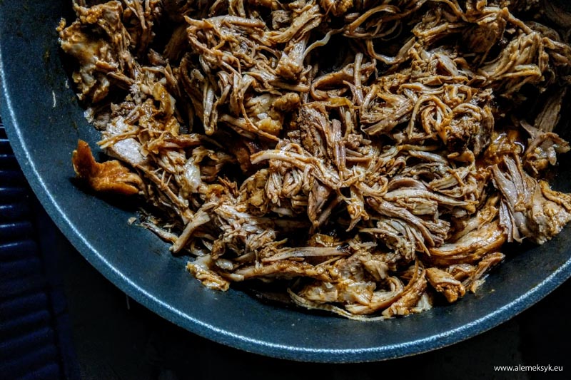 szarpana wieprzowina patelnia 2