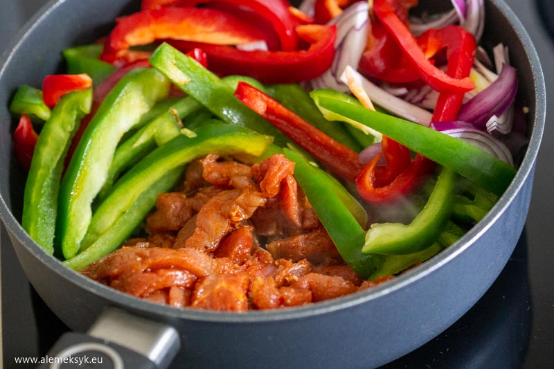 fajita poledwica wieprzowa i bataty 21