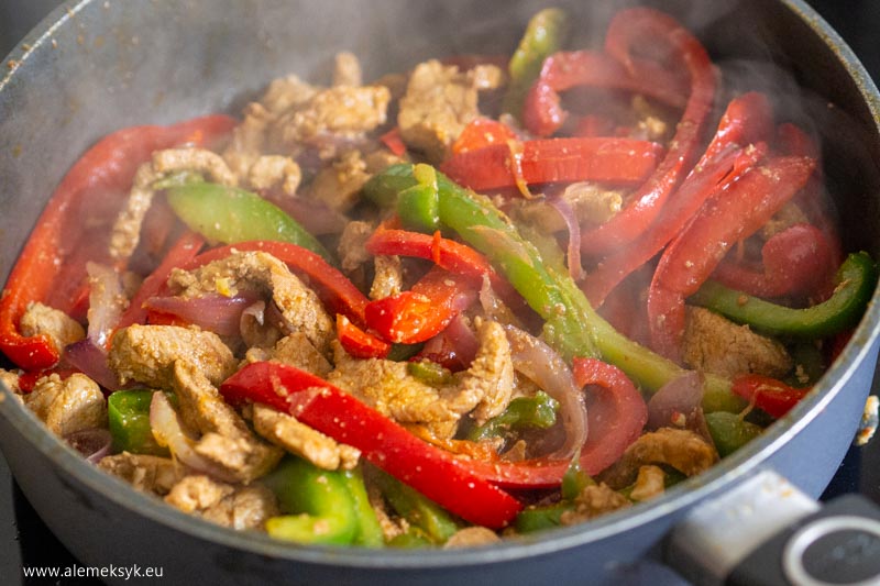 fajita poledwica wieprzowa i bataty 22